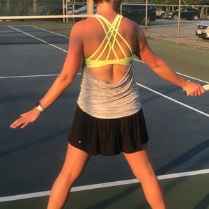 Lululemon free to be 2 in 1 tank